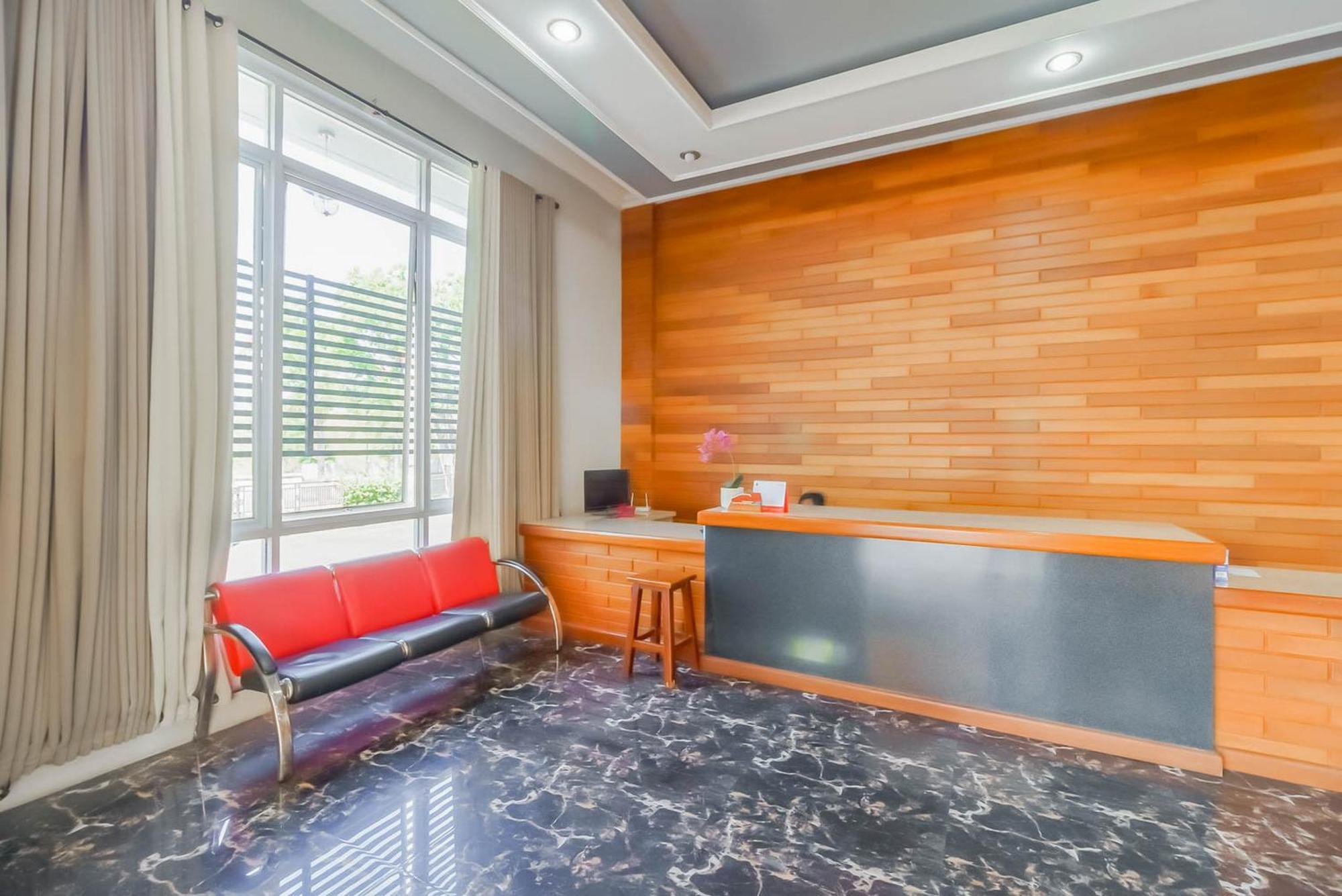 RedDoorz Resort Premium @ Sangkan Hurip Kuningan Luaran gambar