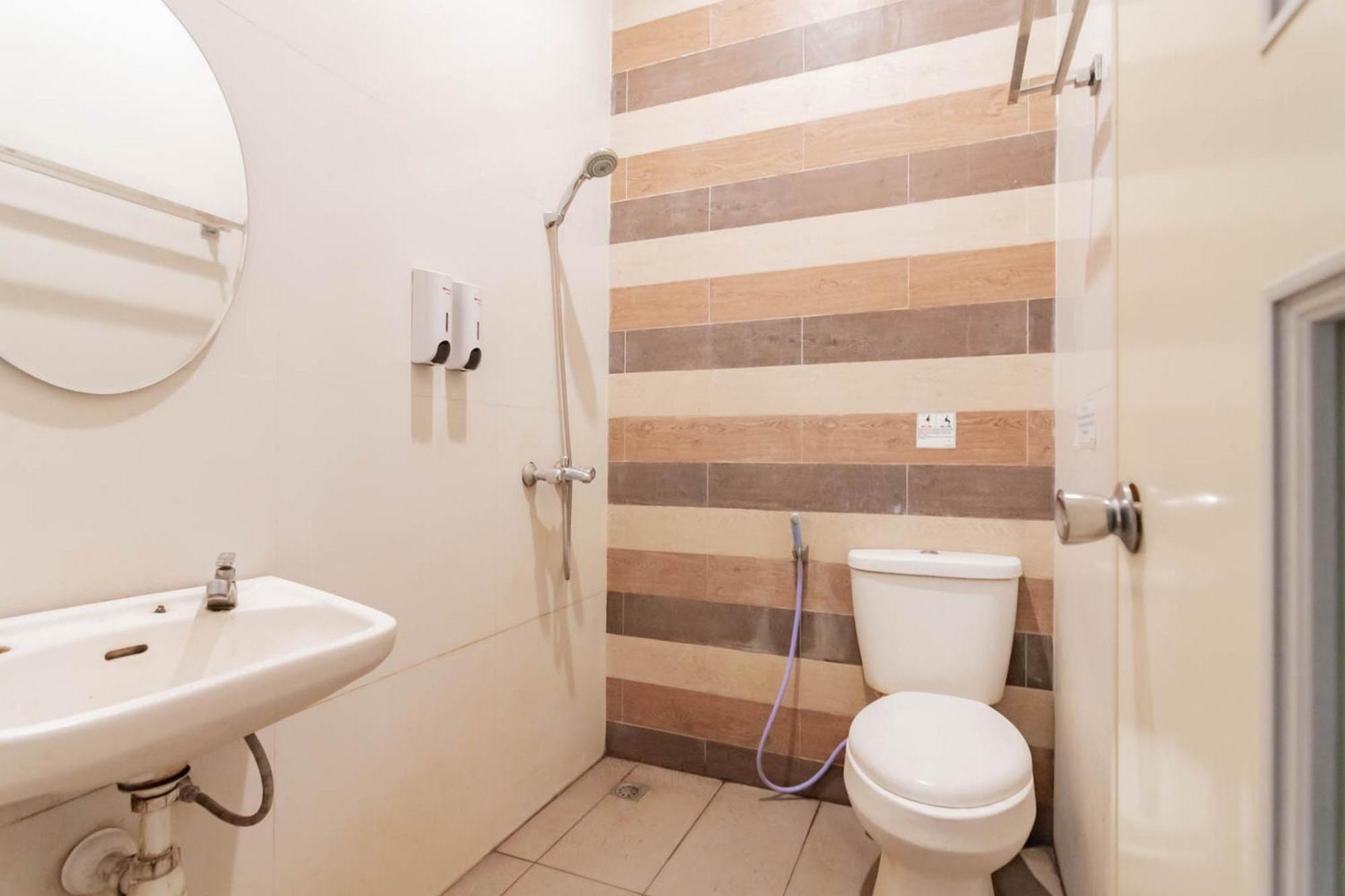 RedDoorz Resort Premium @ Sangkan Hurip Kuningan Luaran gambar